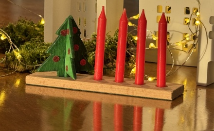 Adventskranz To Go – kompakt, stilvoll, überall dabei