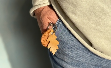 Schlüsselanhänger „Eichtag“ mit Airtag-Halter – Natur trifft Technik